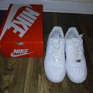Women's Nike Air Force 1 Classic White on White Size 9